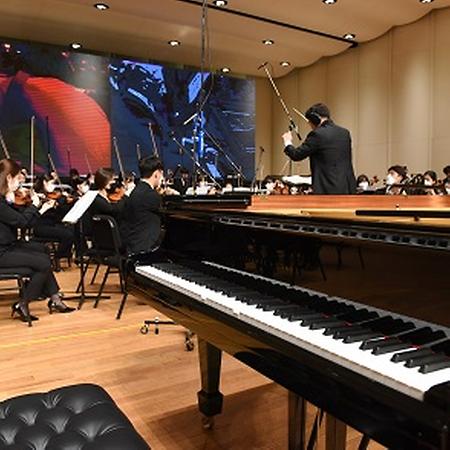 [포토] 세계 최초 AI 피아니스트와 인간 오케스트라의 협연